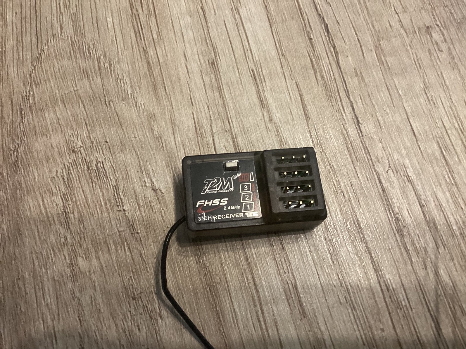 Rc auto ontvanger !, Hobby en Vrije tijd, Ophalen of Verzenden, Zo goed als nieuw