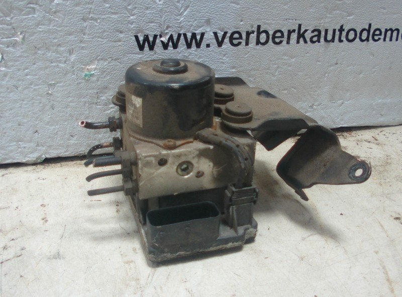 ABS POMP Volvo V70 (GW / LW / LZ) (9372094), Gebruikt, Sodener Straße 9
65824  Schwalbach, DE, Volvo, Continental Aftermarket & Services GmbH
