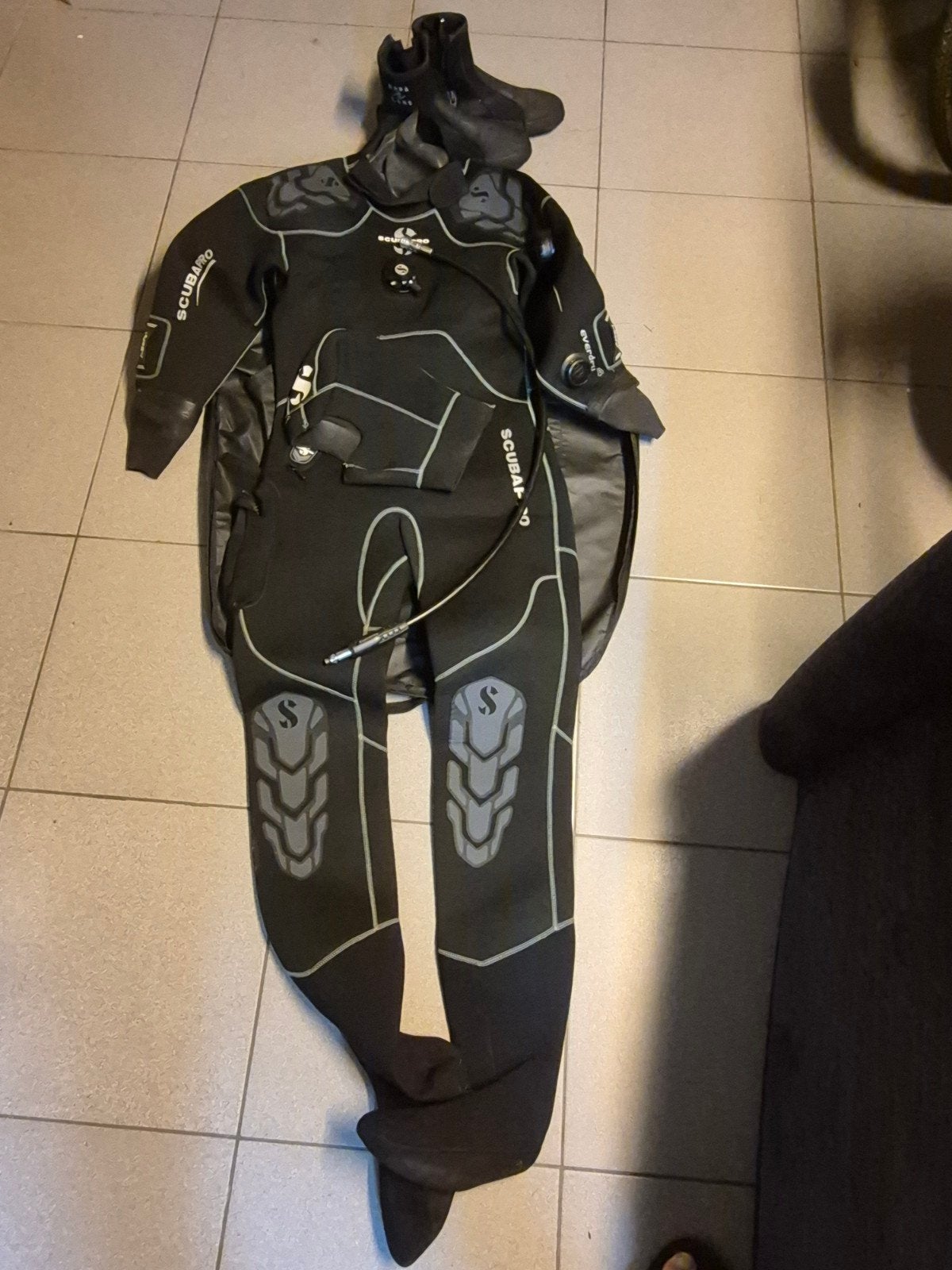 droogpak scubapro everdry4  XL - 54, Ophalen, Zo goed als nieuw, Duikpak