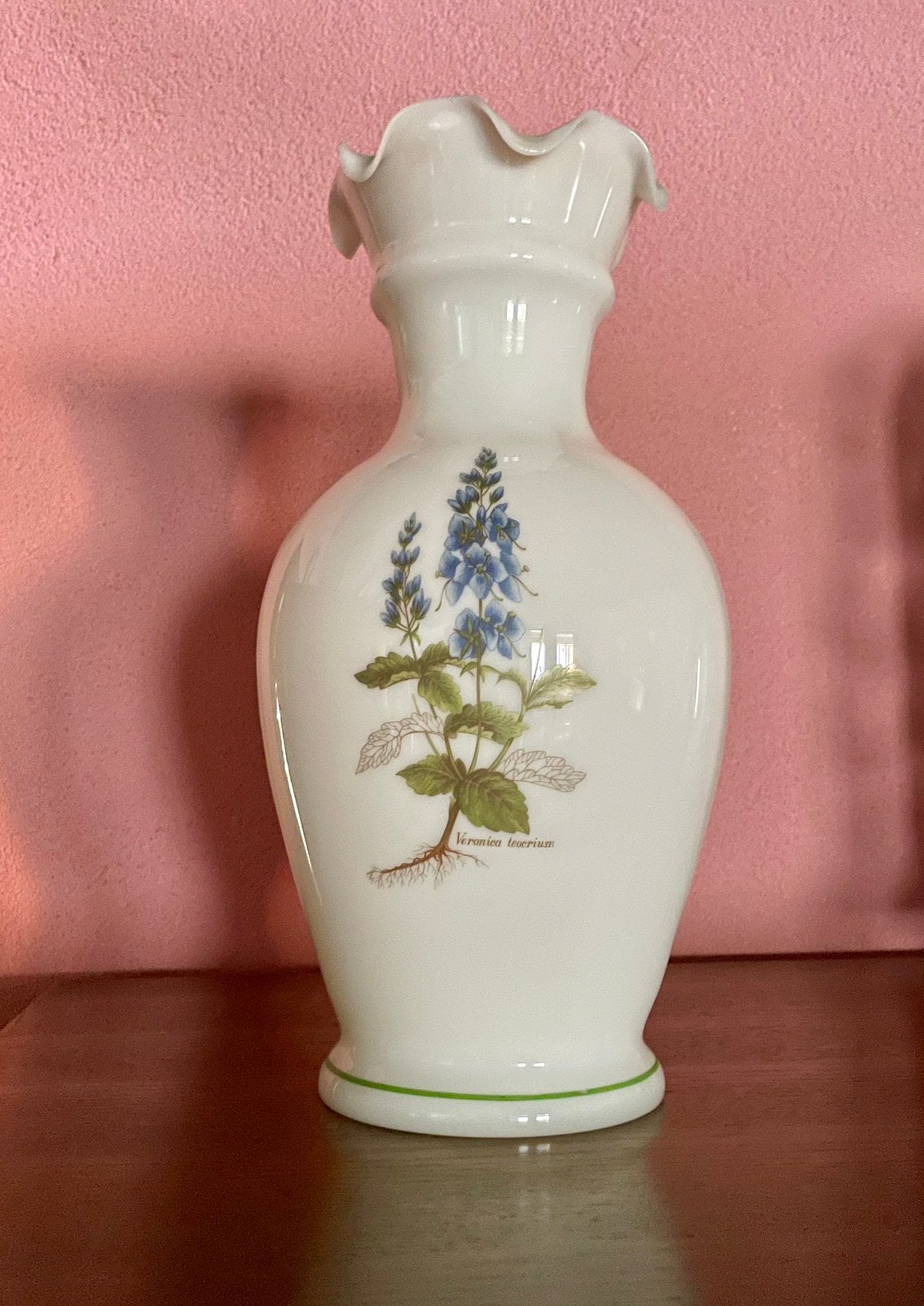 Wit glazen vaas met bloemenprint., Huis en Inrichting, Ophalen, Wit, Inclusief decoratie, Nieuw