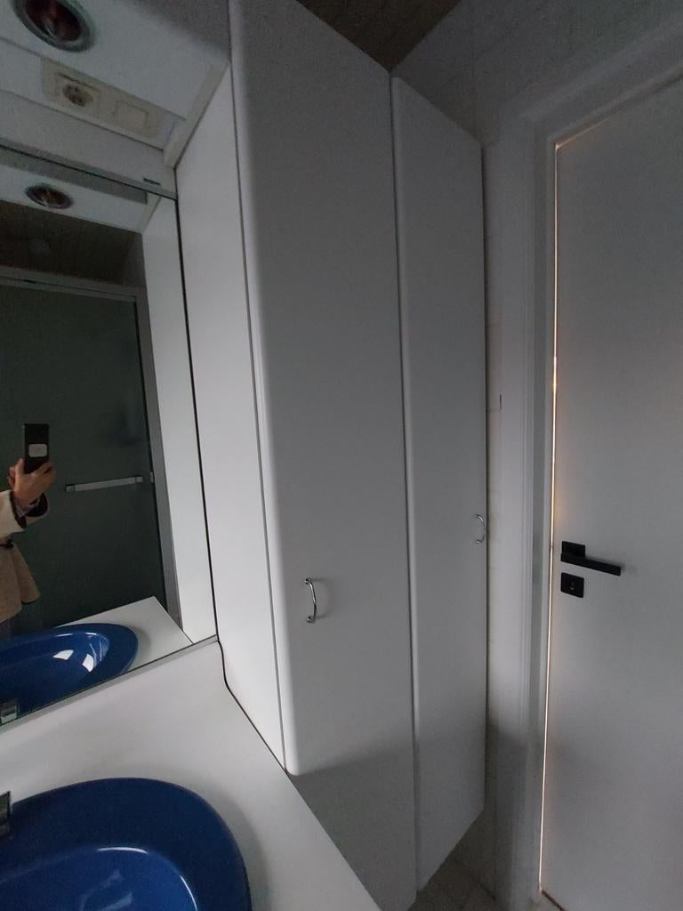Hoge badkamerkast met 2 deuren(wit) van Marcke, Ophalen, (Half)hoge kast, Gebruikt, 50 tot 100 cm