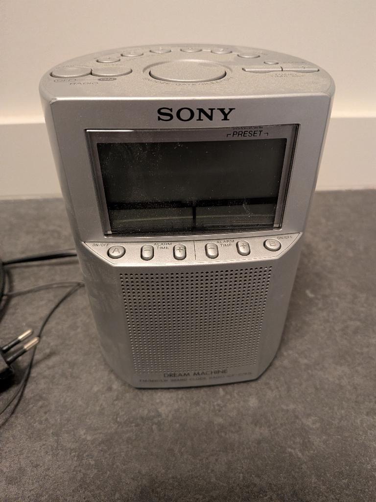 Radio-réveil Sony Dreammachine, Electroménager, Réveils, Enlèvement, Utilisé, Analogique