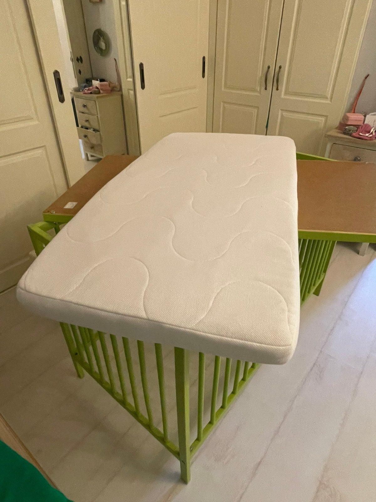 Babybed met toebehoren, Ophalen, Gebruikt
