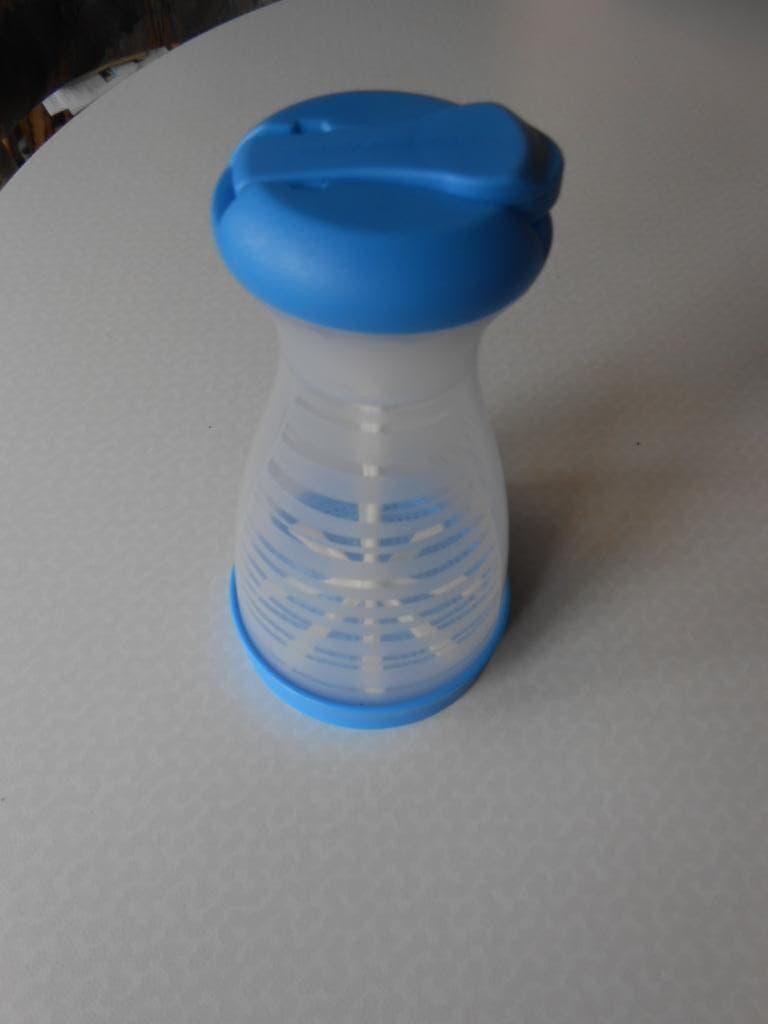Tupperware poedersuikermolen suikerzeef 700 ml, Ophalen of Verzenden, Gebruikt, Blauw, Bus of Trommel
