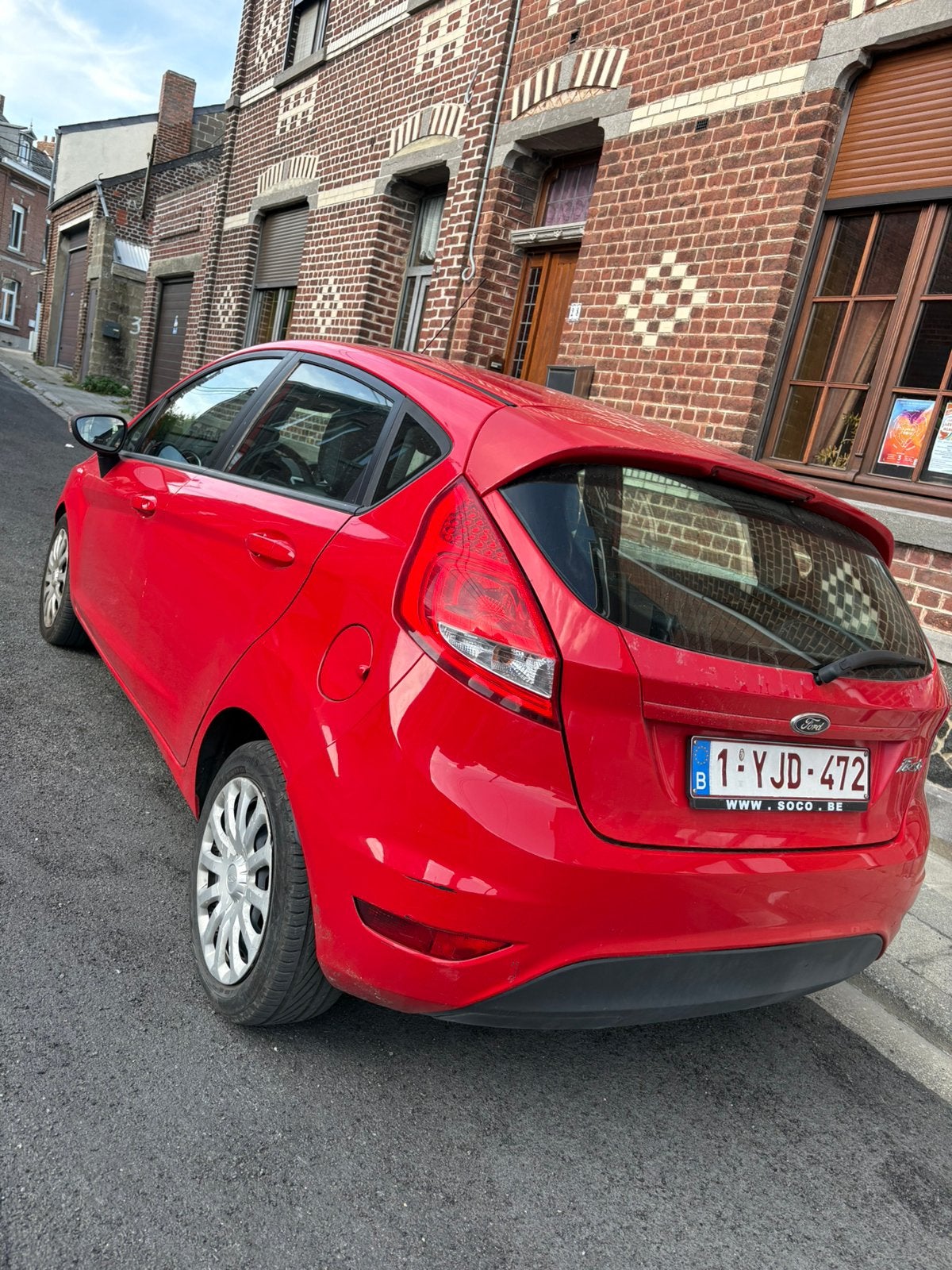 A vendre ford fiesta legerement discutable, Autos, Euro 5, Achat, Aide au démarrage en côte, Boîte manuelle