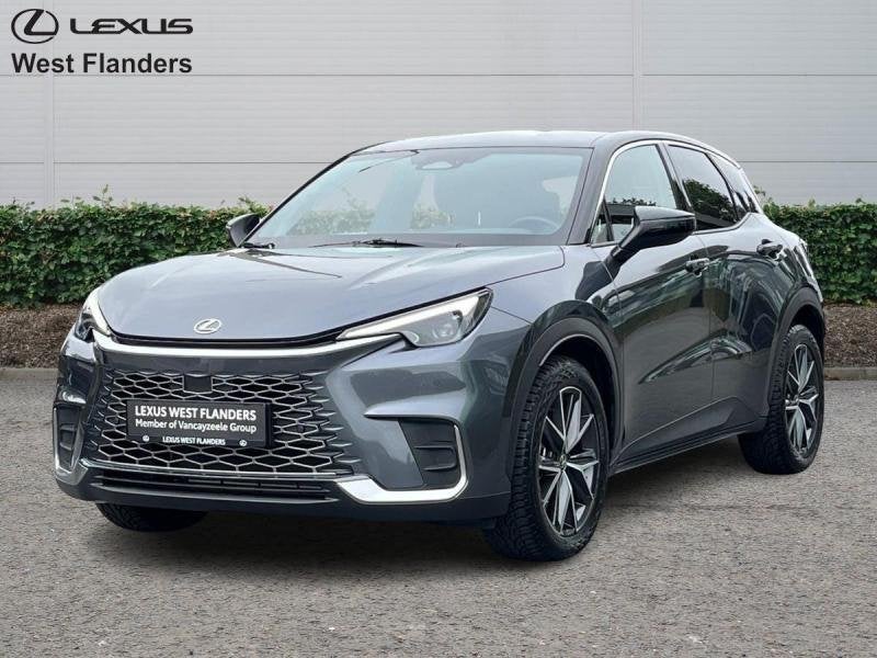 Lexus LBX Cool+cam+sens V+A+18inch alu velgen, Autos, 100 kW, Argent ou Gris, Achat, Euro 6