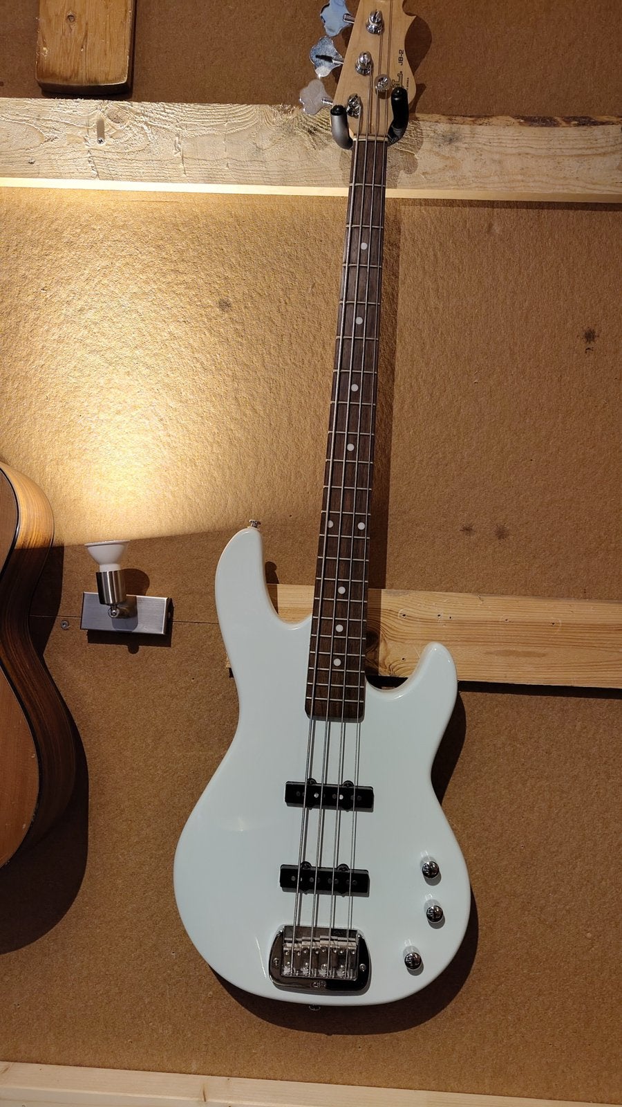 Jazz bass G&L comme neuf, Enlèvement, Comme neuf
