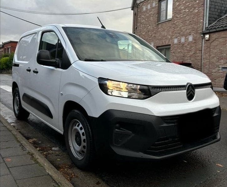 Citroën berlingo 2025, Autos, Achat, Boîte manuelle, Entretenue par le concessionnaire, Noir