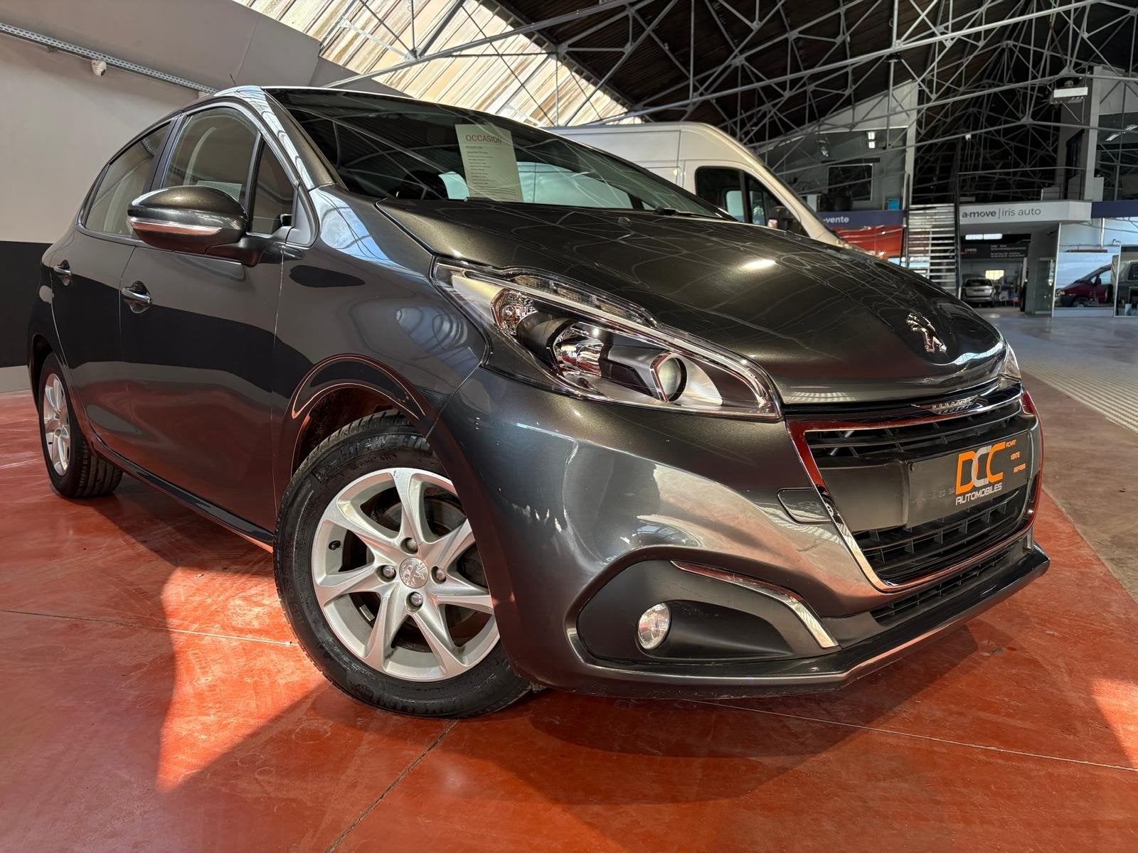 PEUGEOT 208 HDi - Garantie 12 mois, Achat, Boîte manuelle, Diesel, Particulier