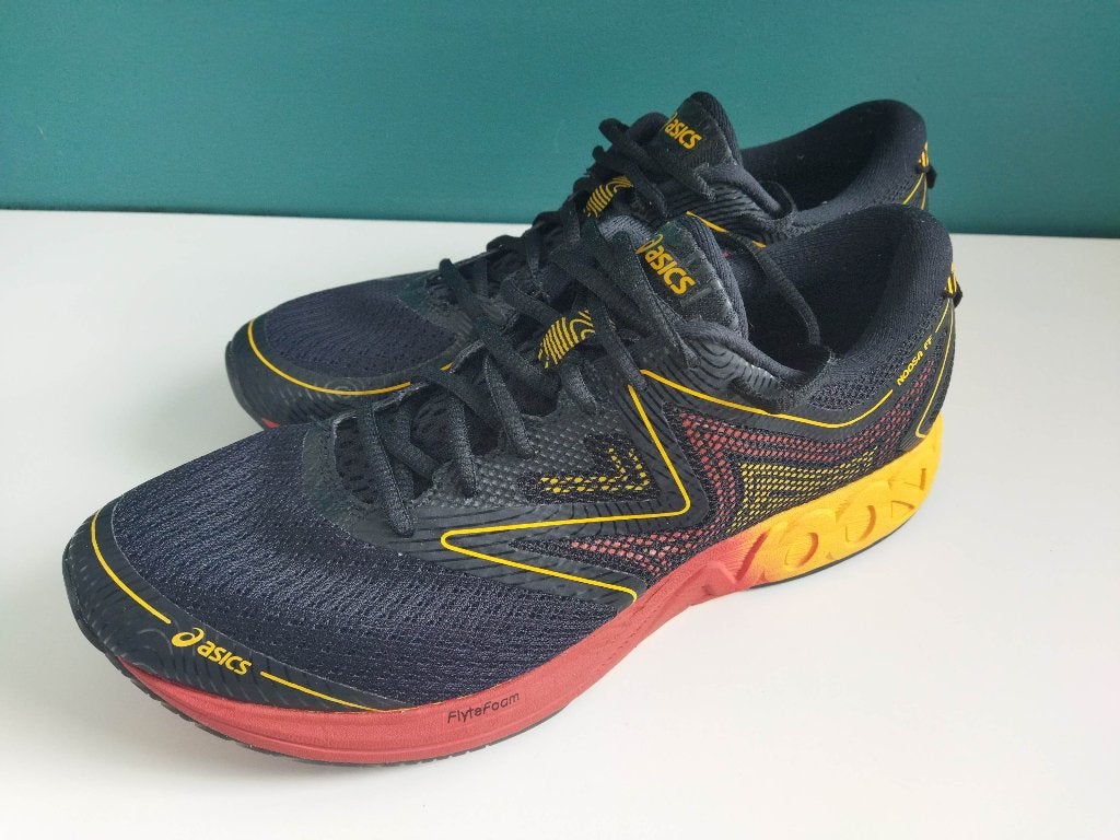Chaussures running Asics Noosa ff 44,5, Sports & Fitness, Course à pied, Enlèvement ou Envoi, Chaussures de course à pied, Comme neuf