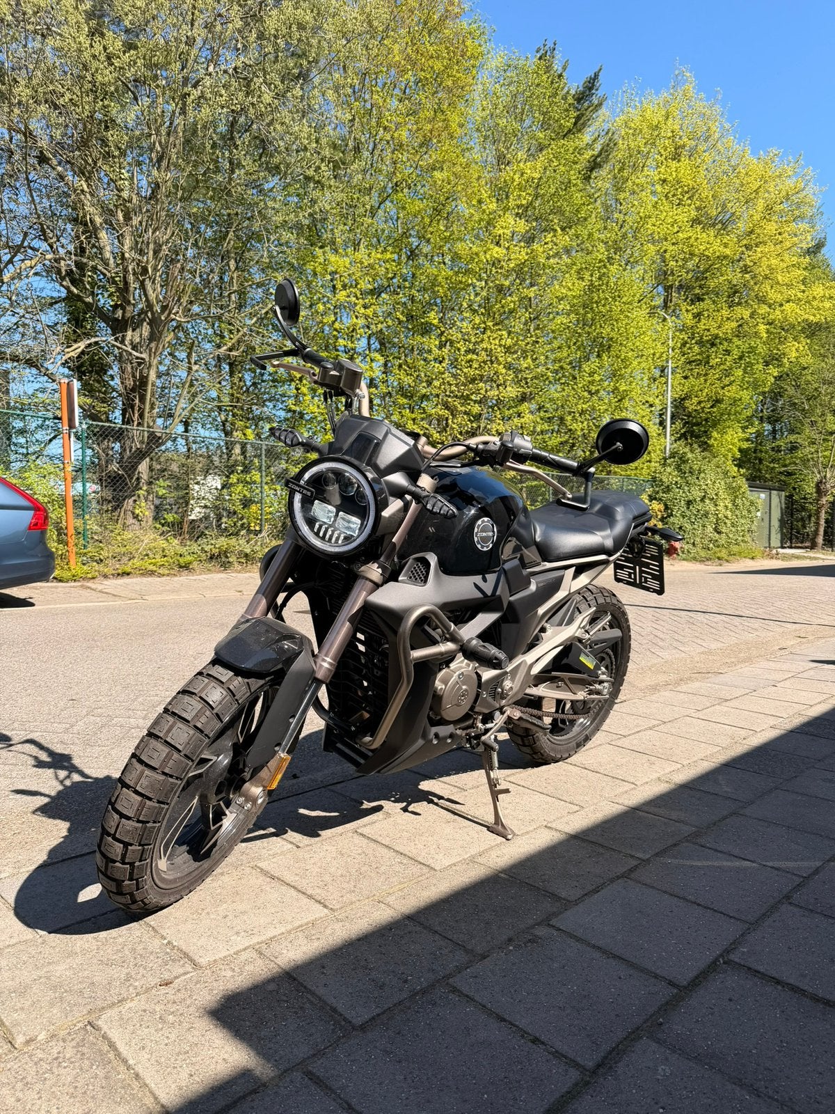 Zontes ZT125, Motoren, Ophalen