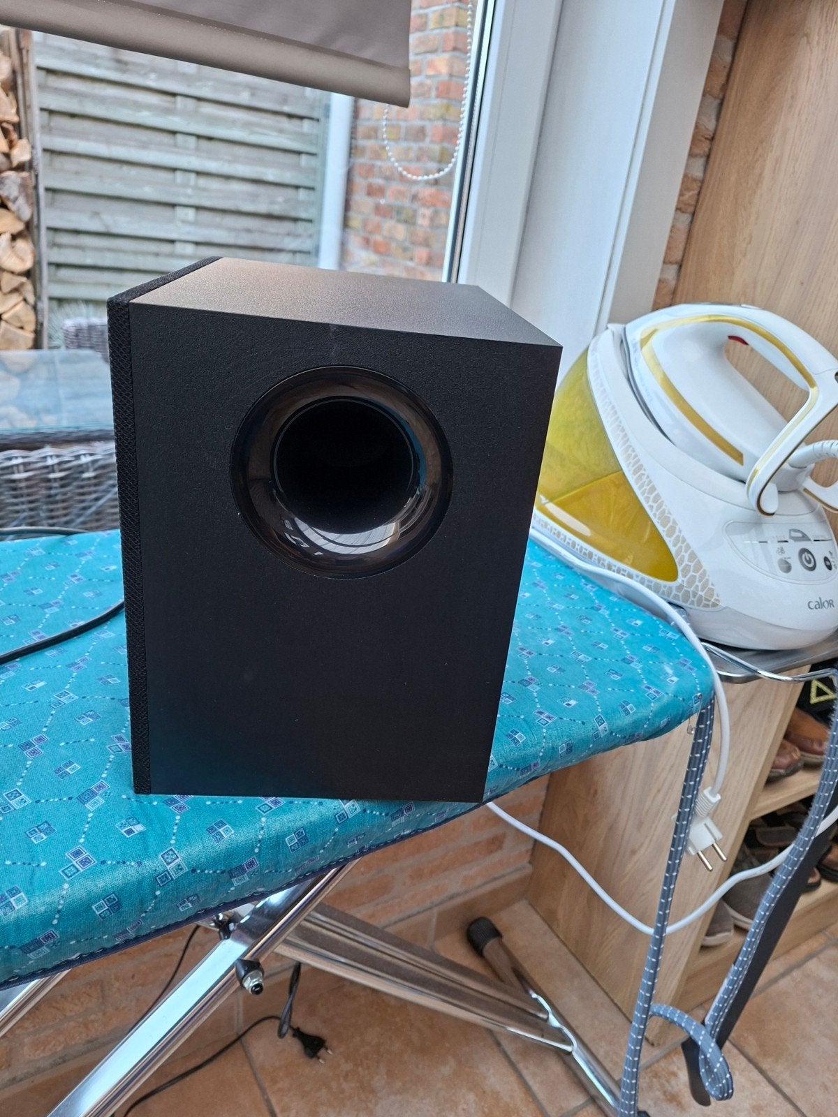 logisch Z533 speakers, Ophalen
