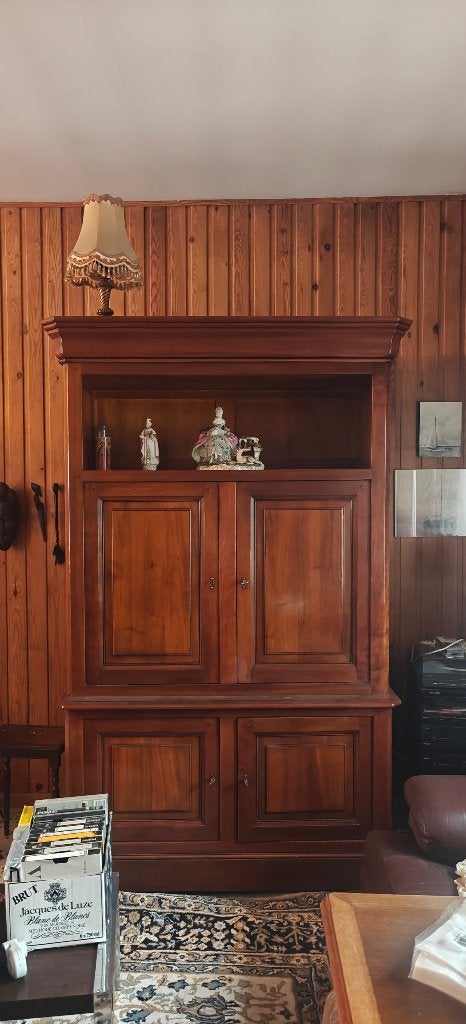 Antieke kast, Huis en Inrichting, Ophalen, 100 tot 150 cm, 200 cm of meer, 50 tot 75 cm