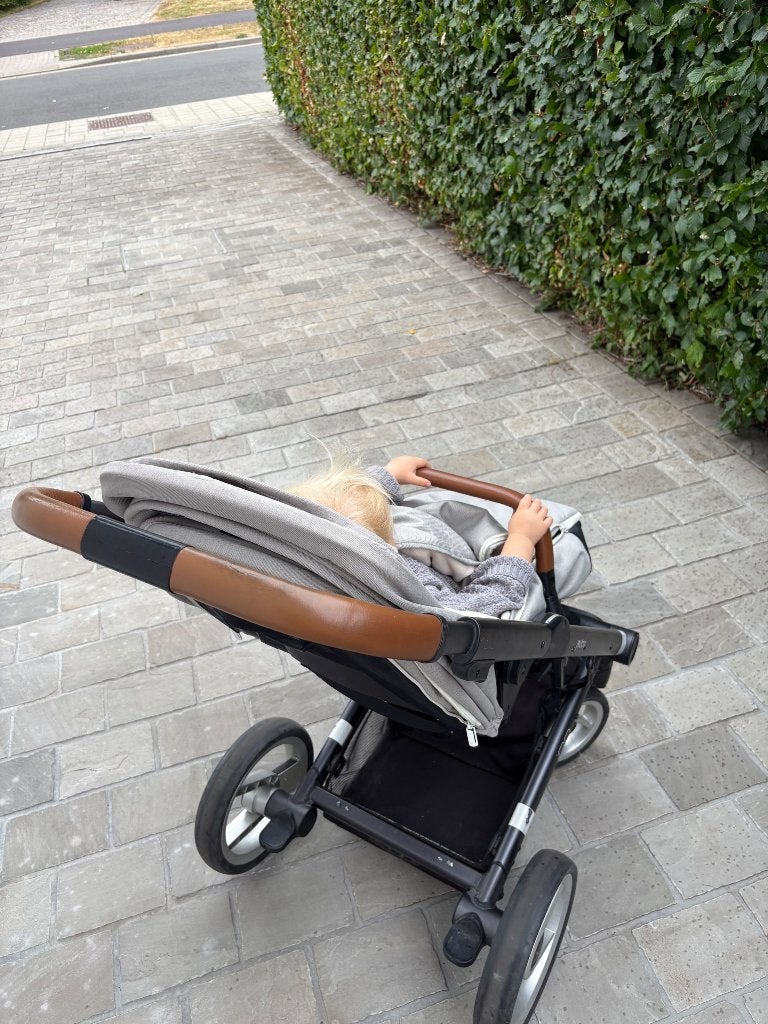 Mutsy iGo kinderwagen met bijpassende wieg, luiertas&parasol, Zo goed als nieuw, Mutsy, Met reiswieg, Ophalen