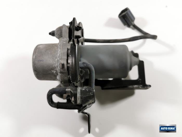 Pompe à vide (essence) d'un Volvo V60, -, 3 mois de garantie, -, -