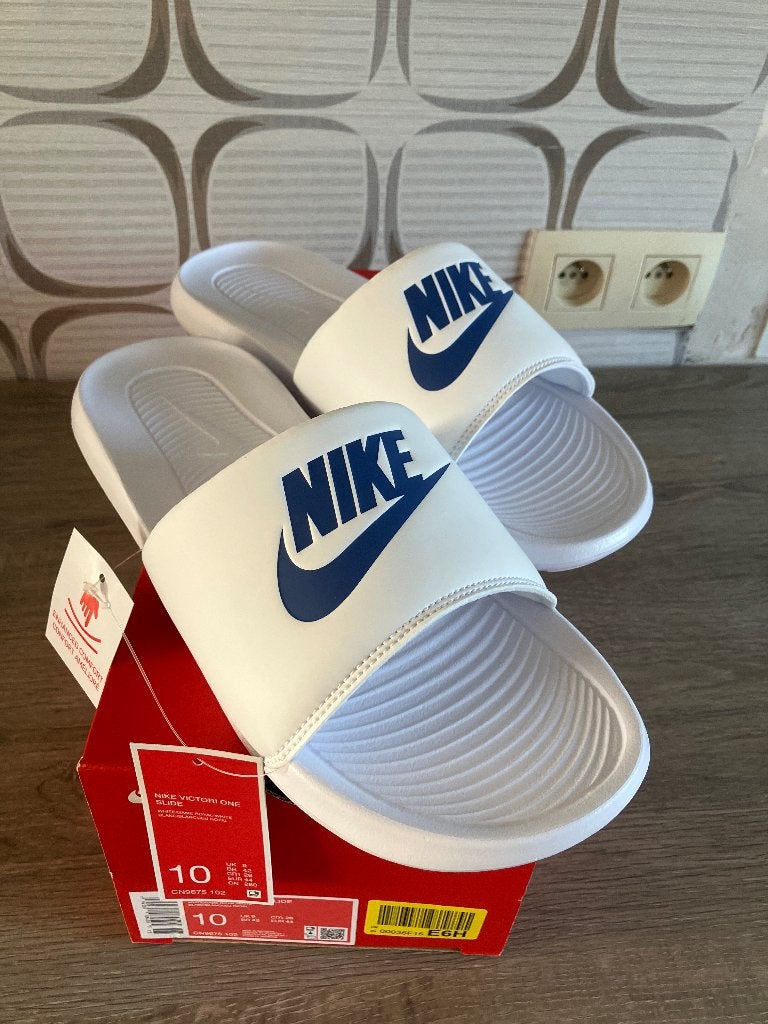 Nike slippers NIEUW maat 44, Ophalen, Wit, Slippers