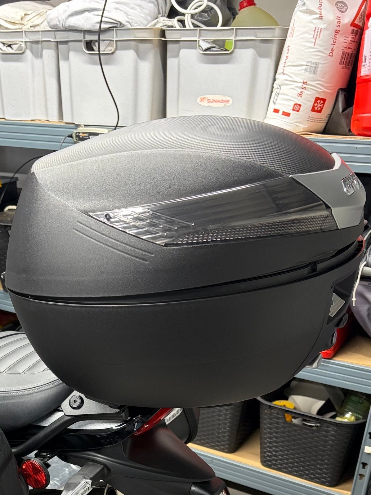 Givi topkoffer monokey V40, Motoren, Ophalen, Zo goed als nieuw
