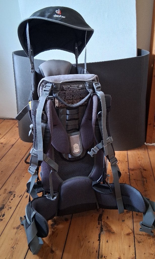 Porte-bébé de randonnée Deuter Kid Comfort 1 plus, Enfants & Bébés, Autres marques, Porte-bébé, Comme neuf, Enlèvement