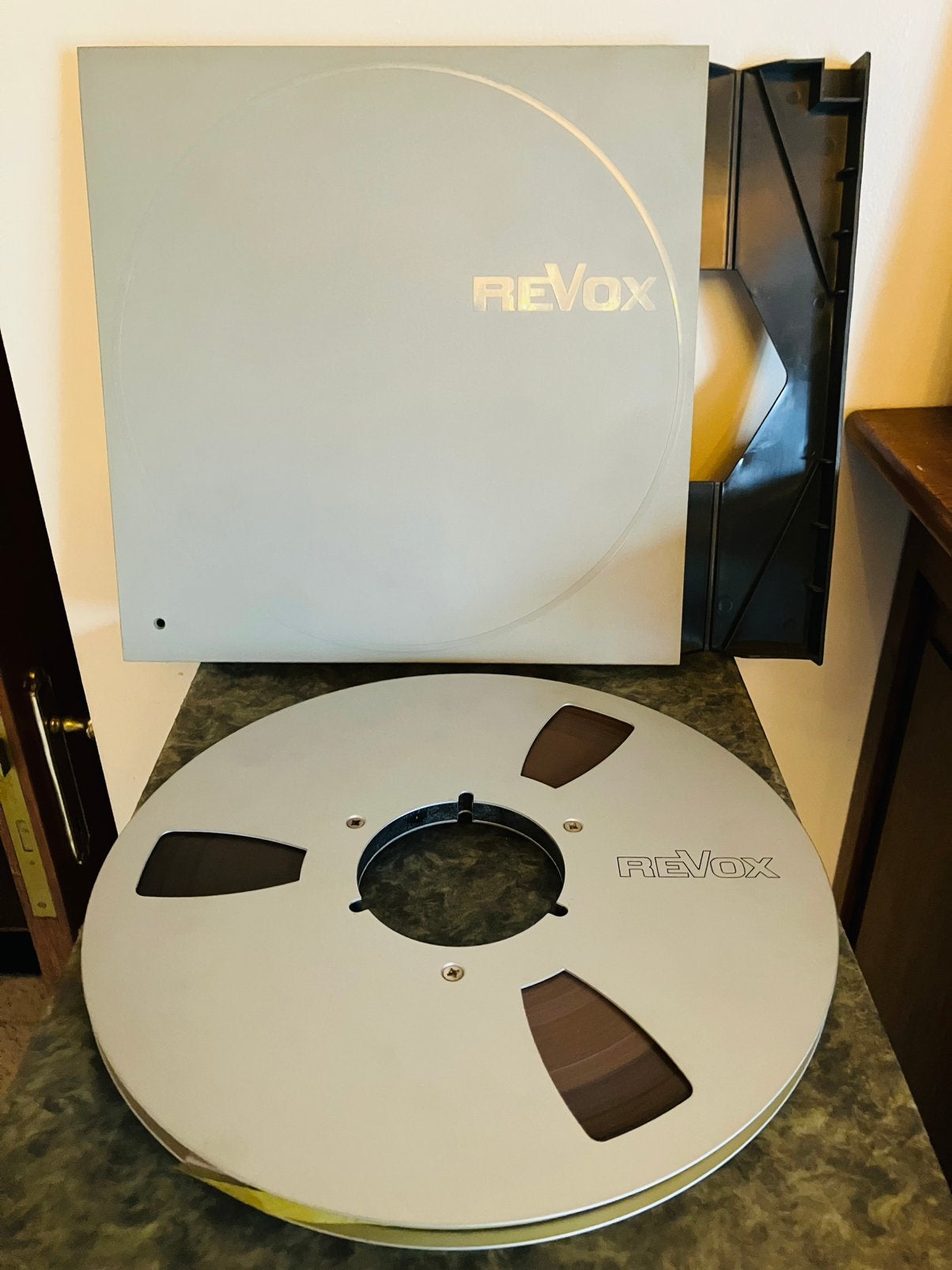 Revox metalen bandspoel met box, Ophalen