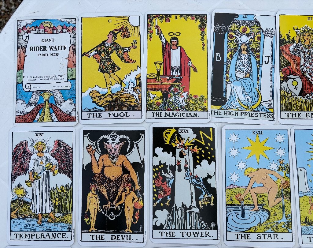 Tarotkaarten, Ophalen, Nieuw, Tarot of Kaarten leggen