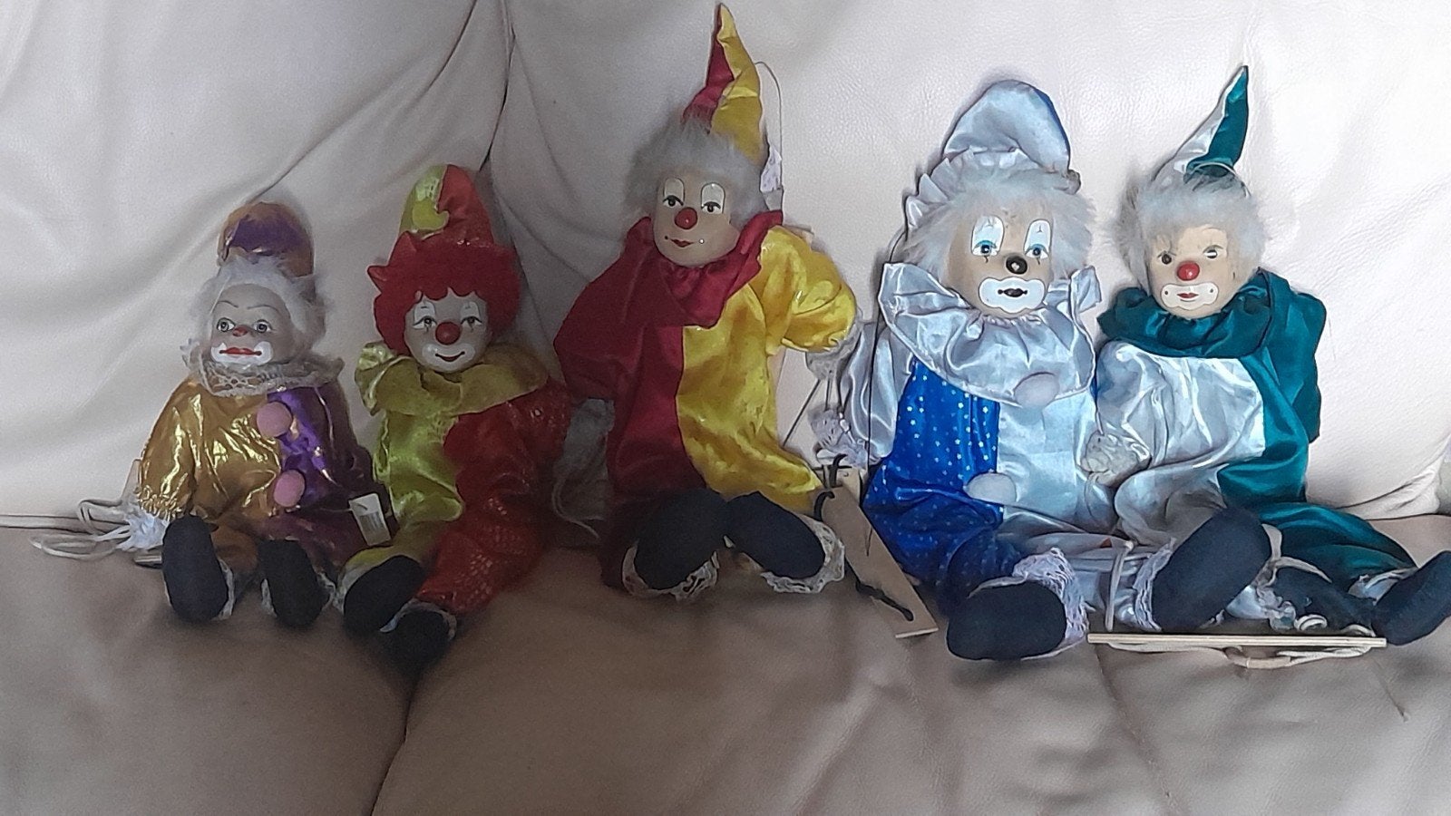 Clow avec tête en porcelaine, Ophalen