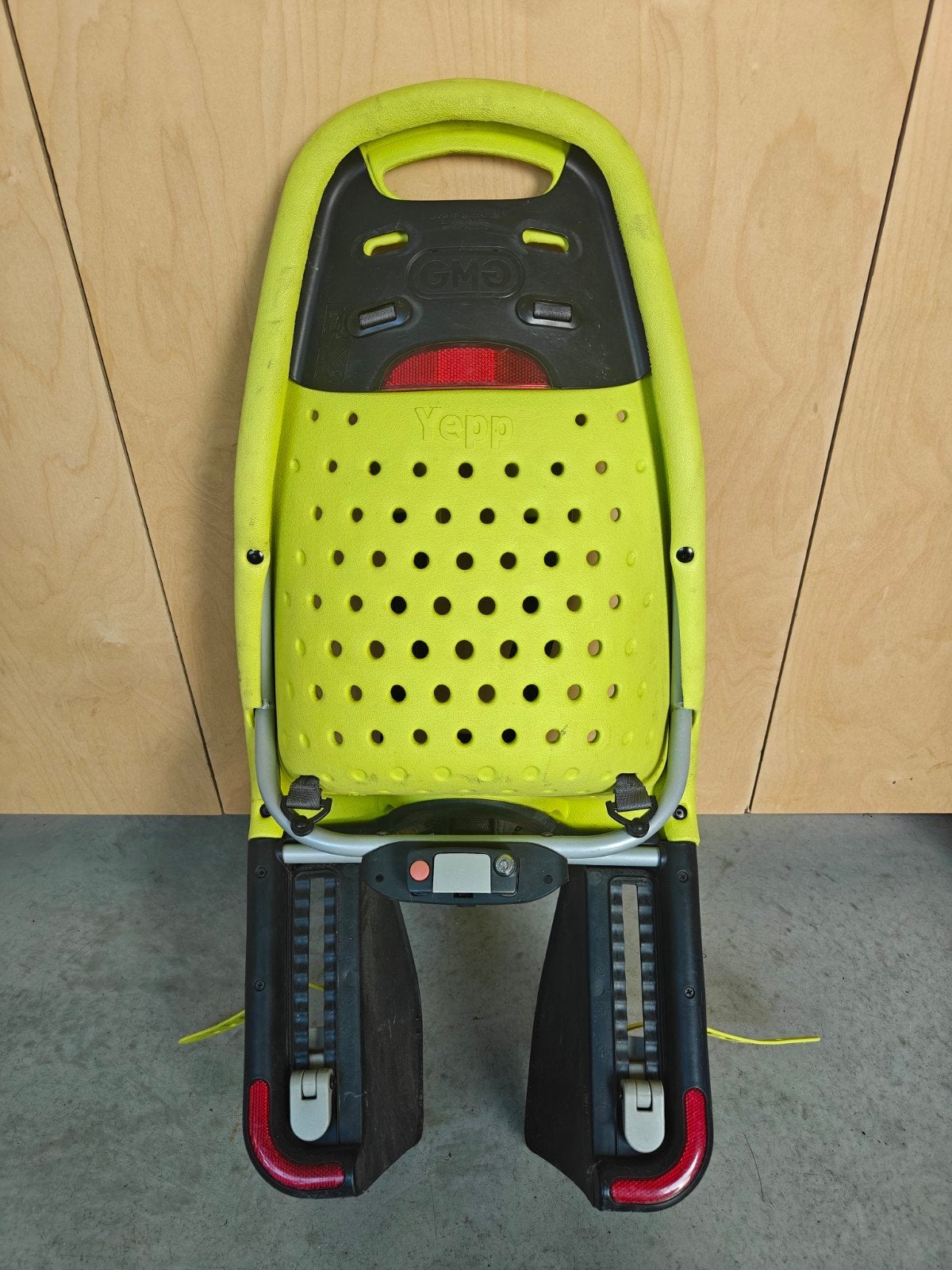 Yepp fietsstoel met zadelbuisbevestiging, Enfants & Bébés, Jouets | Extérieur | Traîneaux, Enlèvement, Dossier, Utilisé, Plastique