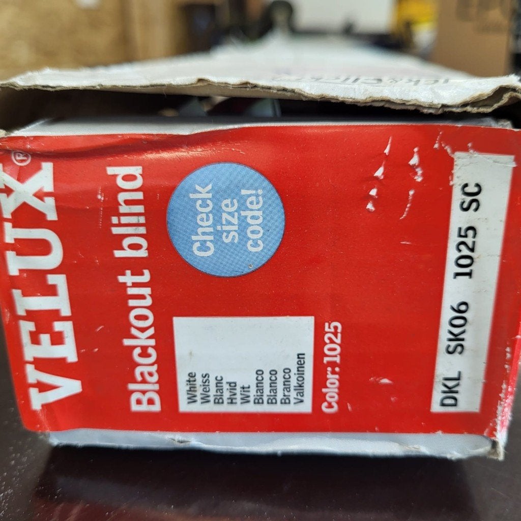 Store occultant SK06 Velux, Autres marques, Store enrouleur, Comme neuf, Autres matériaux