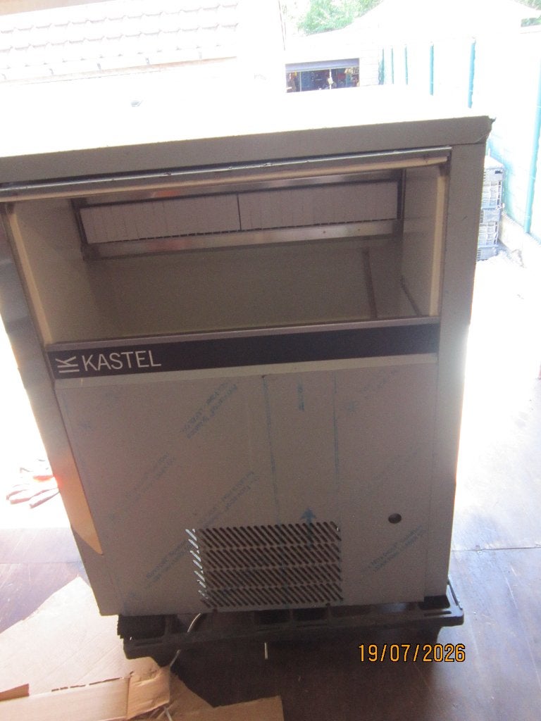 ijsblok machine Kastel KP 140, Ophalen