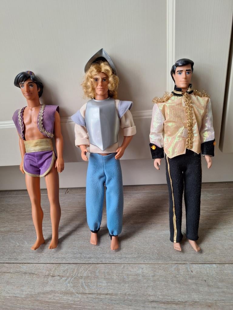 Barbie - disney prinsen Aladdin, John Smith en prins Erik, Kinderen en Baby's, Speelgoed | Poppen, Barbie, Ophalen