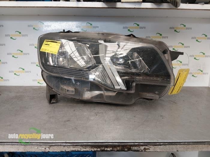 Phare droit d'un Peugeot Partner, Autos : Pièces & Accessoires, -, -, 3 mois de garantie, Utilisé