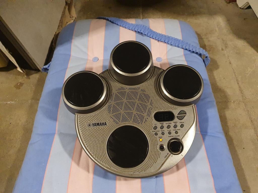 Batterie électronique musicale yamaha YDD-40, Musique & Instruments, Enlèvement, Yamaha