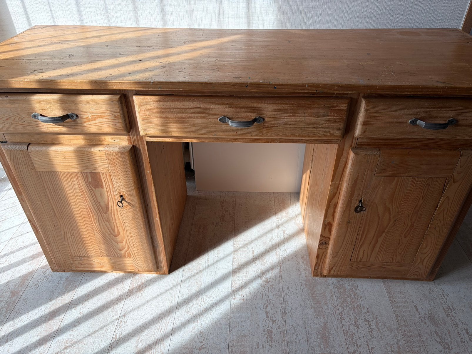 Bureau champêtre en pin massif, Bureau d'écolier, Enlèvement, Utilisé, Avec tiroirs