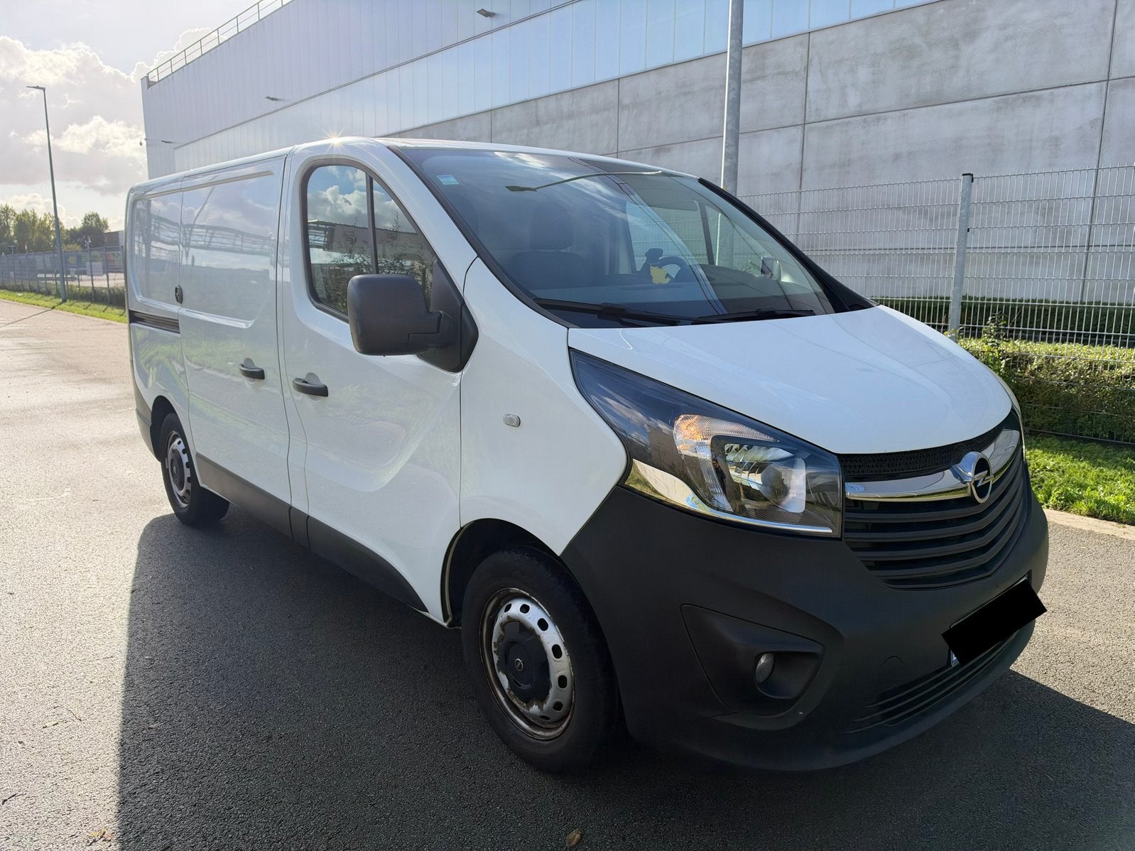 Opel Vivaro|1.6Diesel|Lichtevracht|3Zit|Garantie+Keuring, https://public.car-pass.be/vhr/99d35c4a-b64e-440c-9a83-9d54fd426307
