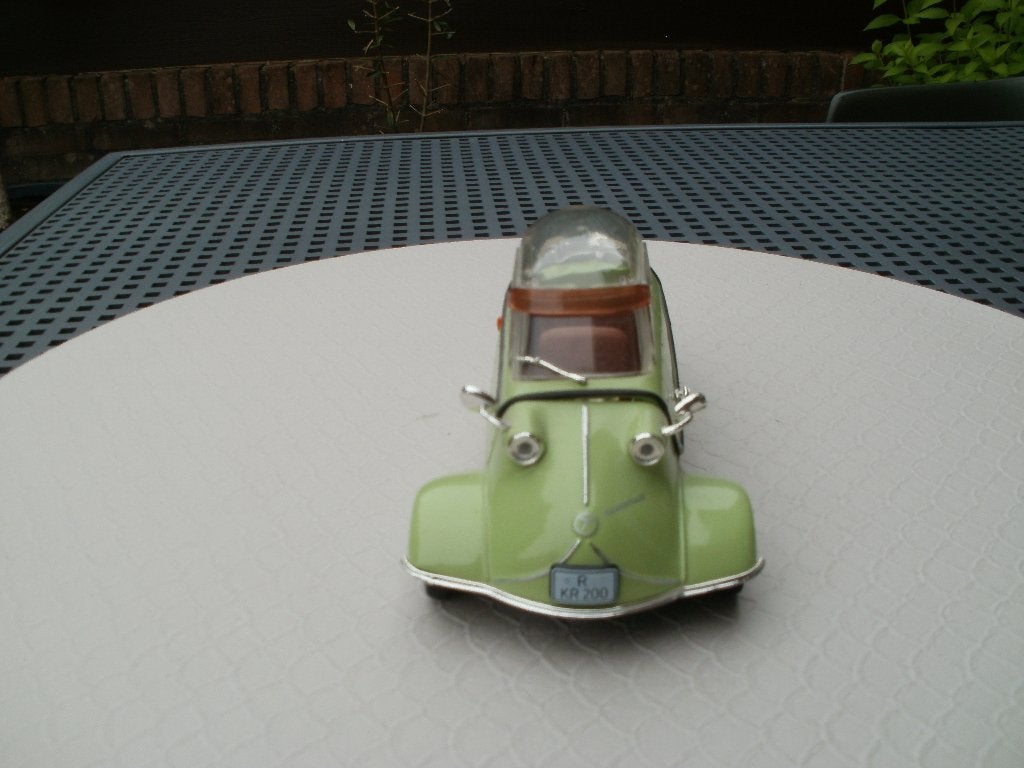 Messerschmitt modelauto no 08917 van Revell schaal 1-18., Enlèvement ou Envoi, Comme neuf, Voiture, Revell