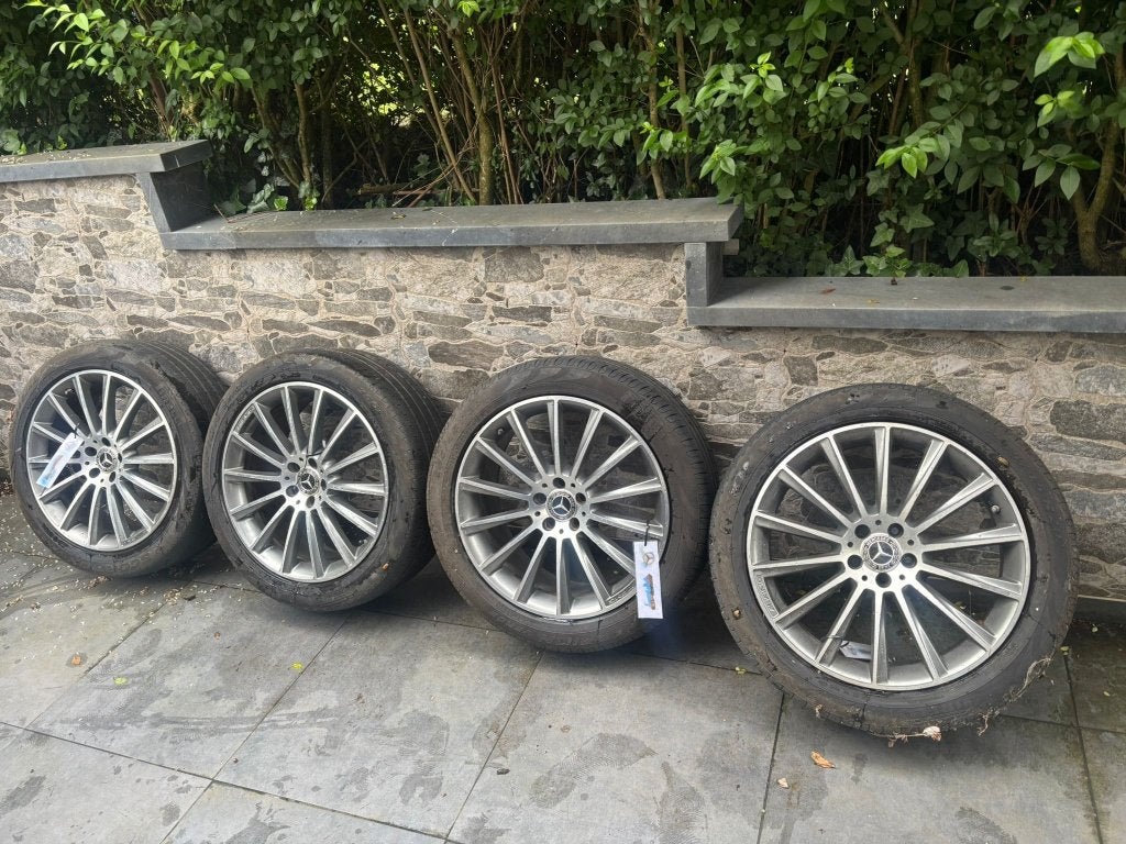 Jantes  mercedes GLC 255 45 20, Autos : Pièces & Accessoires, Pneus & Jantes, 255 mm, Pneus été, Enlèvement, 20 pouces