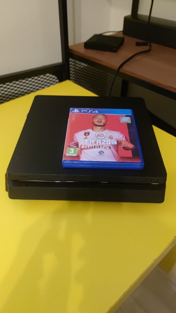 PS4 Slim 500 GB heel weinig gespeeld, Games en Spelcomputers, Ophalen, Met 1 controller, Slim, 500 GB