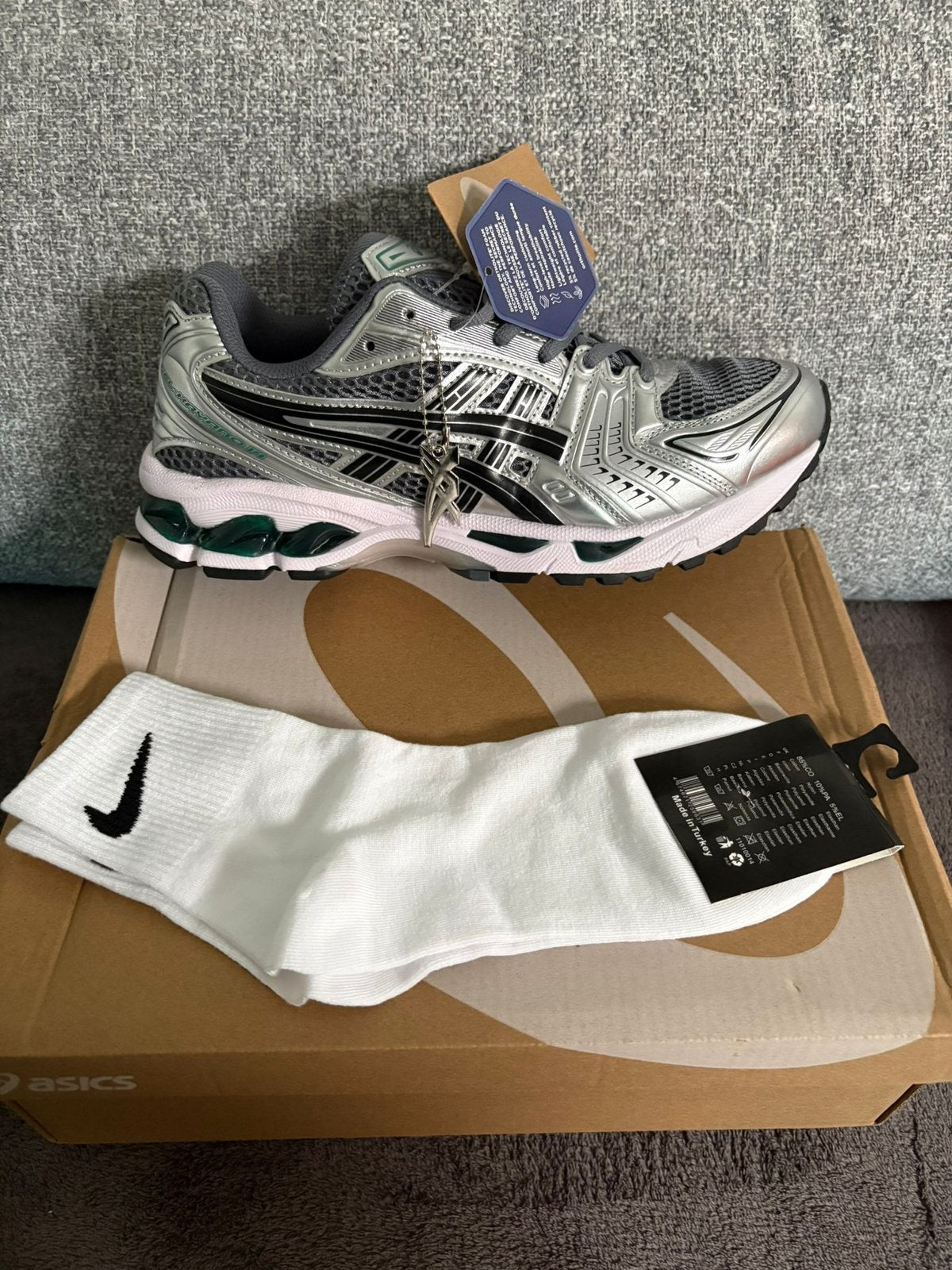 Asics gel kayano 14 Jasper Green, Neuf, Autres couleurs, Enlèvement, Baskets