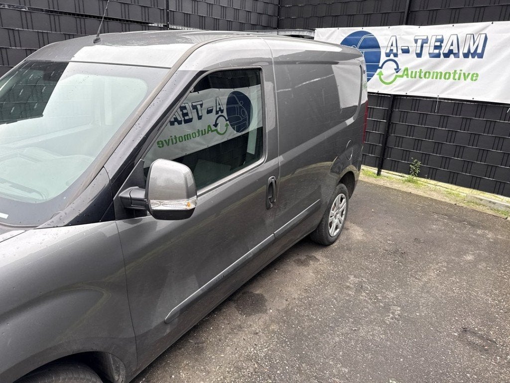 PORTE AVANT GAUCHE Doblo Cargo (263) (|52014834|52155068|), FCA Germany GmbH, IPC D1-09 Bahnhofsplatz
65423  Rüsselsheim am Main, DE