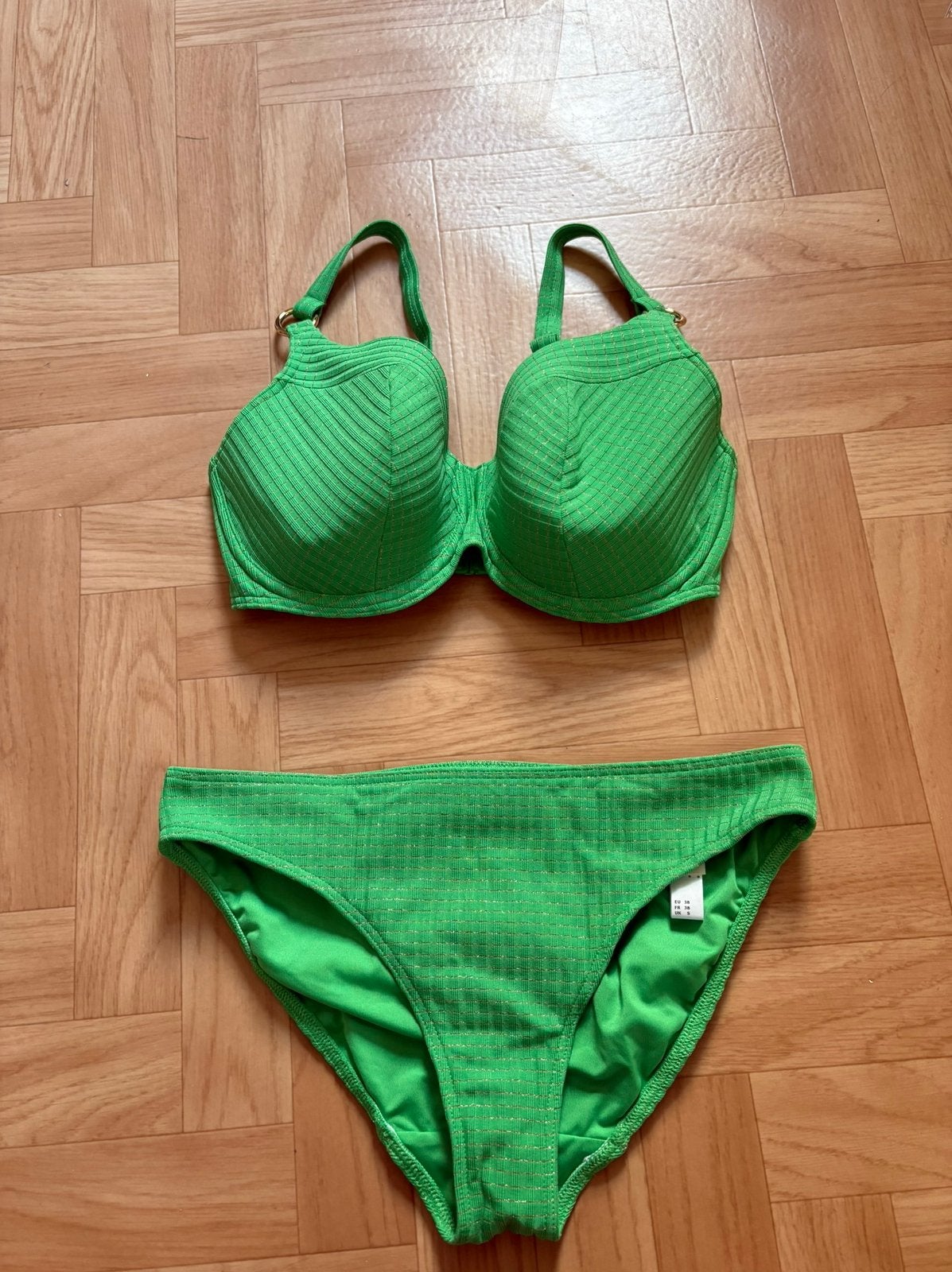 Prima donna bikini set nieuw nooit gedragen, Kleding | Dames, Badmode en Zwemkleding, Ophalen, Zo goed als nieuw, Bikini