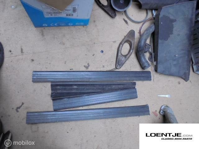 set instaplijsten bmw e30 touring 325i 320i 318i 316i, Gebruikt, Ophalen of Verzenden, BMW, BMW