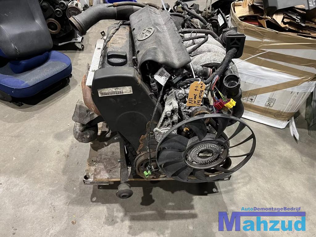 VW PASSAT 1.6 AHL Motor motorblok DCN Versnellingsbak, Auto-onderdelen, Motor en Toebehoren, Volkswagen, Gebruikt