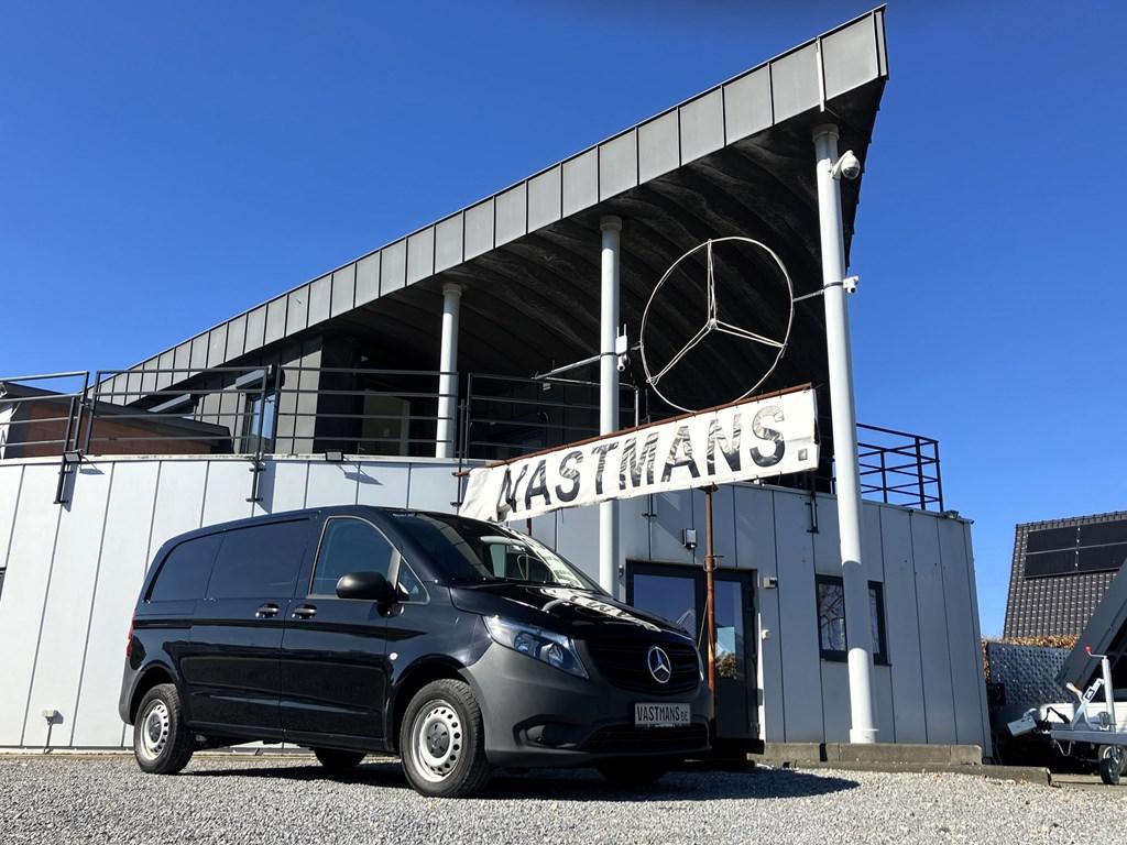 Mercedes-Benz Vito 114 25415€+BTW Automaat / Camera / A1 Ko, Auto's, Mercedes-Benz, 4 deurs, Monovolume, 136 pk, Zwart
