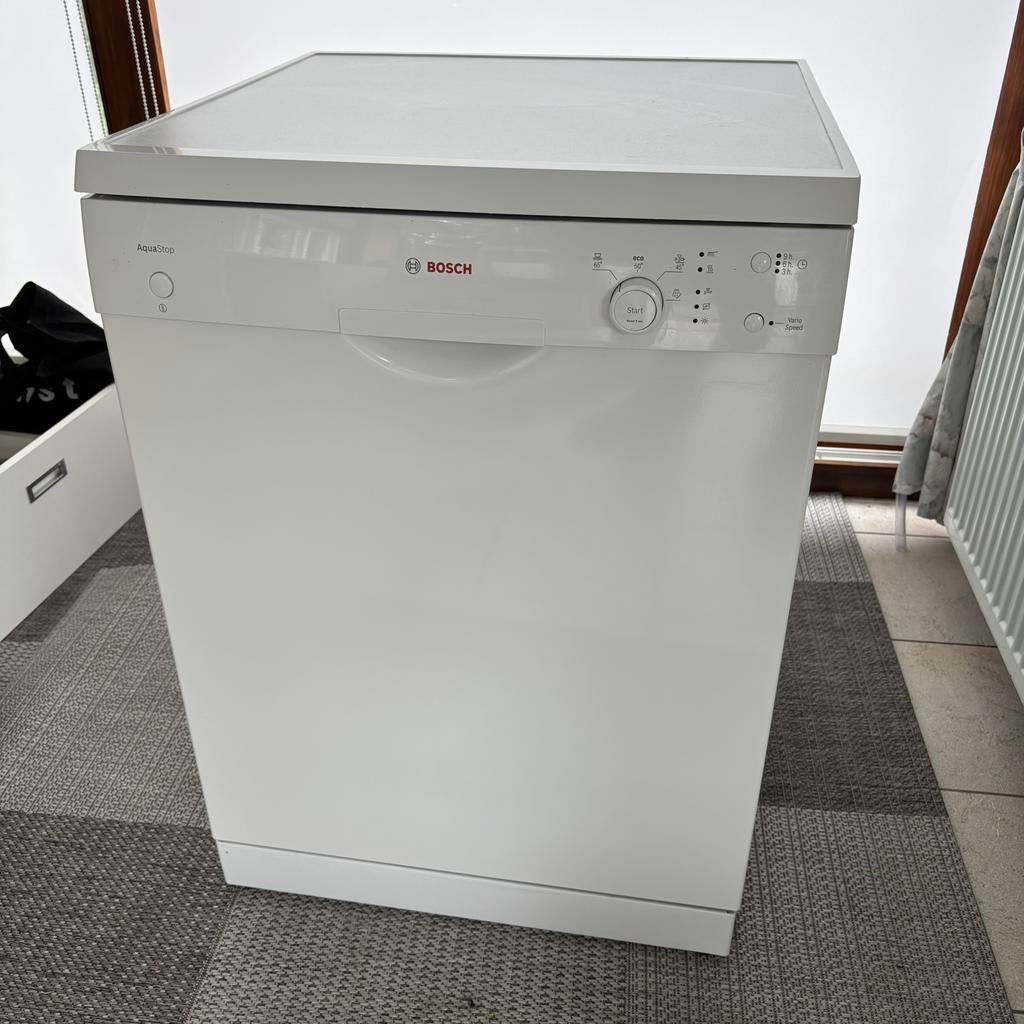 Vaatwasmachine Bosch, Elektronische apparatuur, Ophalen, Zo goed als nieuw, Vrijstaand