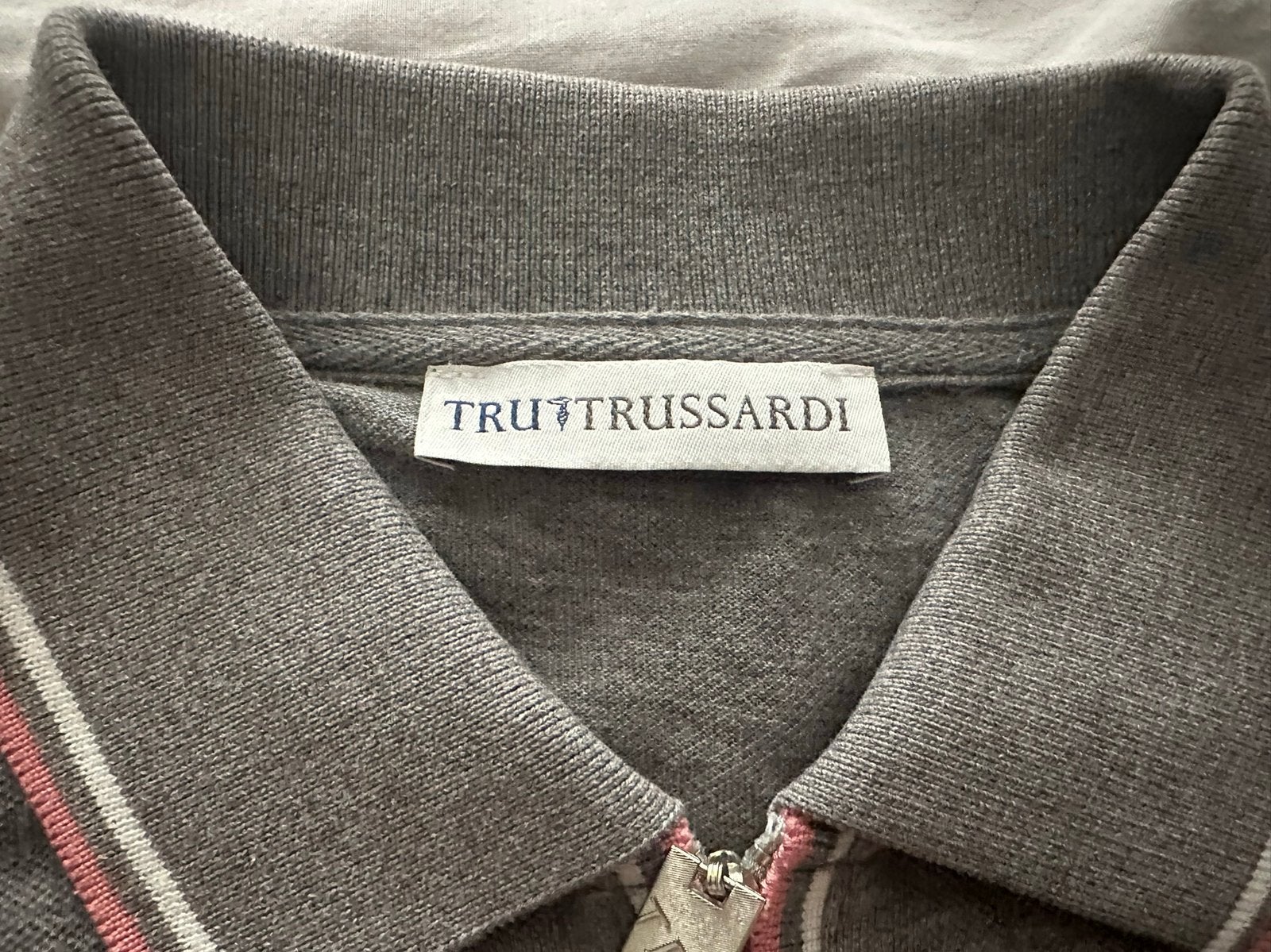 Exclusieve zomer polo Trussardi in perfecte staat, Ophalen of Verzenden, Zo goed als nieuw, Maat 48/50 (M), Grijs