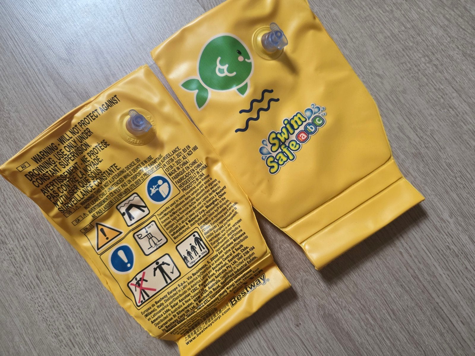 Bracelets de bain Swim Safe, Bestway, Garçon ou Fille, Taille 98, Enlèvement ou Envoi