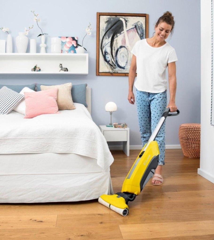 Nettoyeur de sols durs Karcher, Enlèvement, Brosse ou Balai
