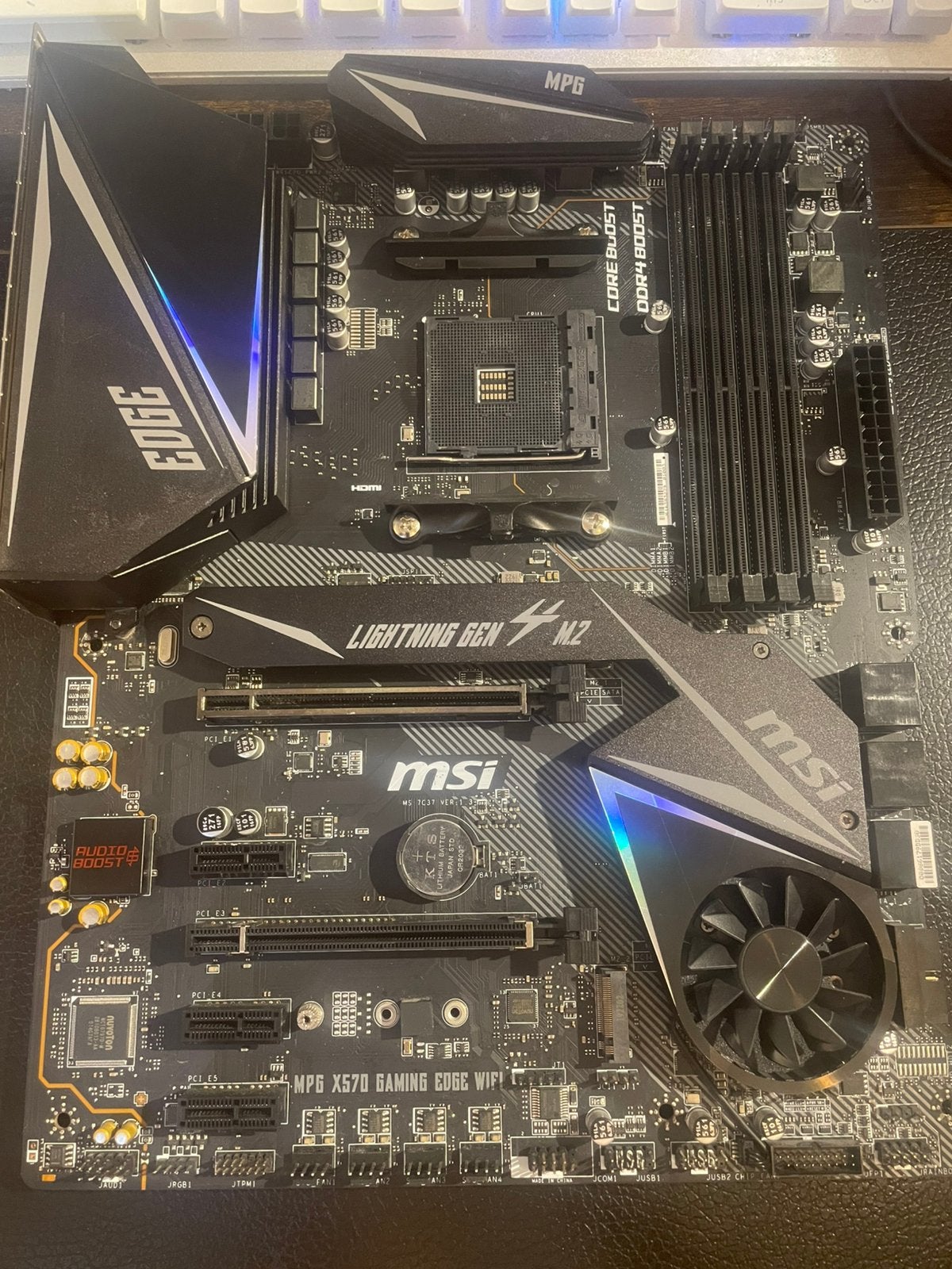 X570 Am4 High end moederbord, Computers en Software, Moederborden, Ophalen of Verzenden, Zo goed als nieuw