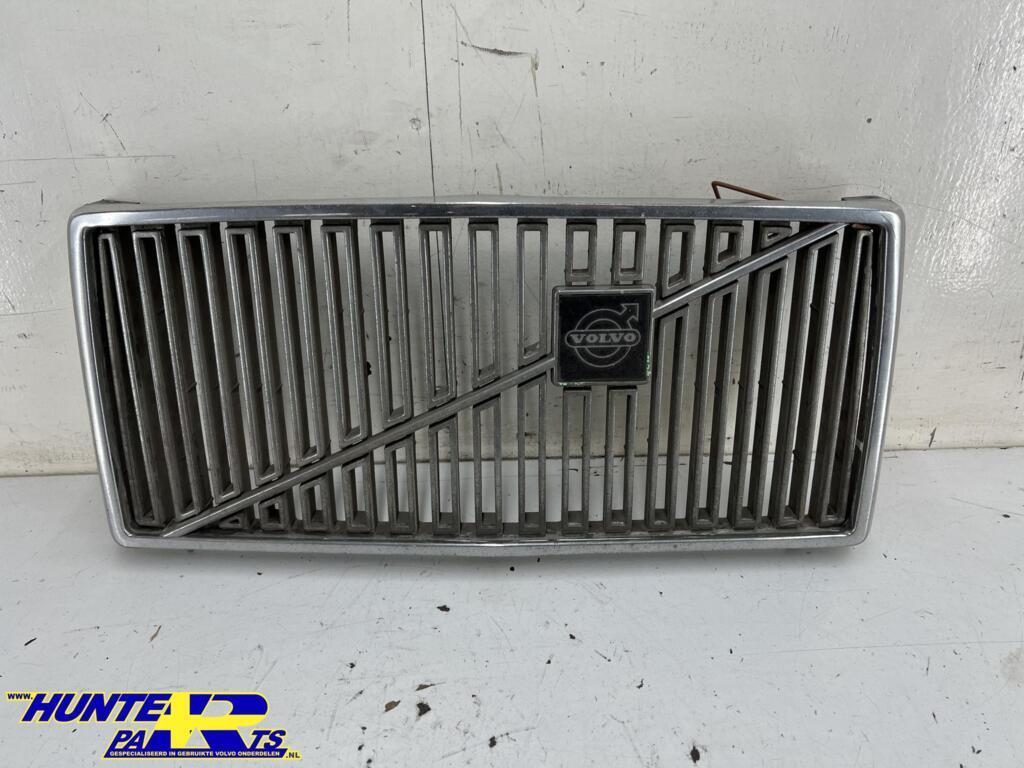 Grille Volvo 240/242/244/245 ('82-'94) 1202447, Gebruikt, Ophalen of Verzenden, Volvo, Volvo