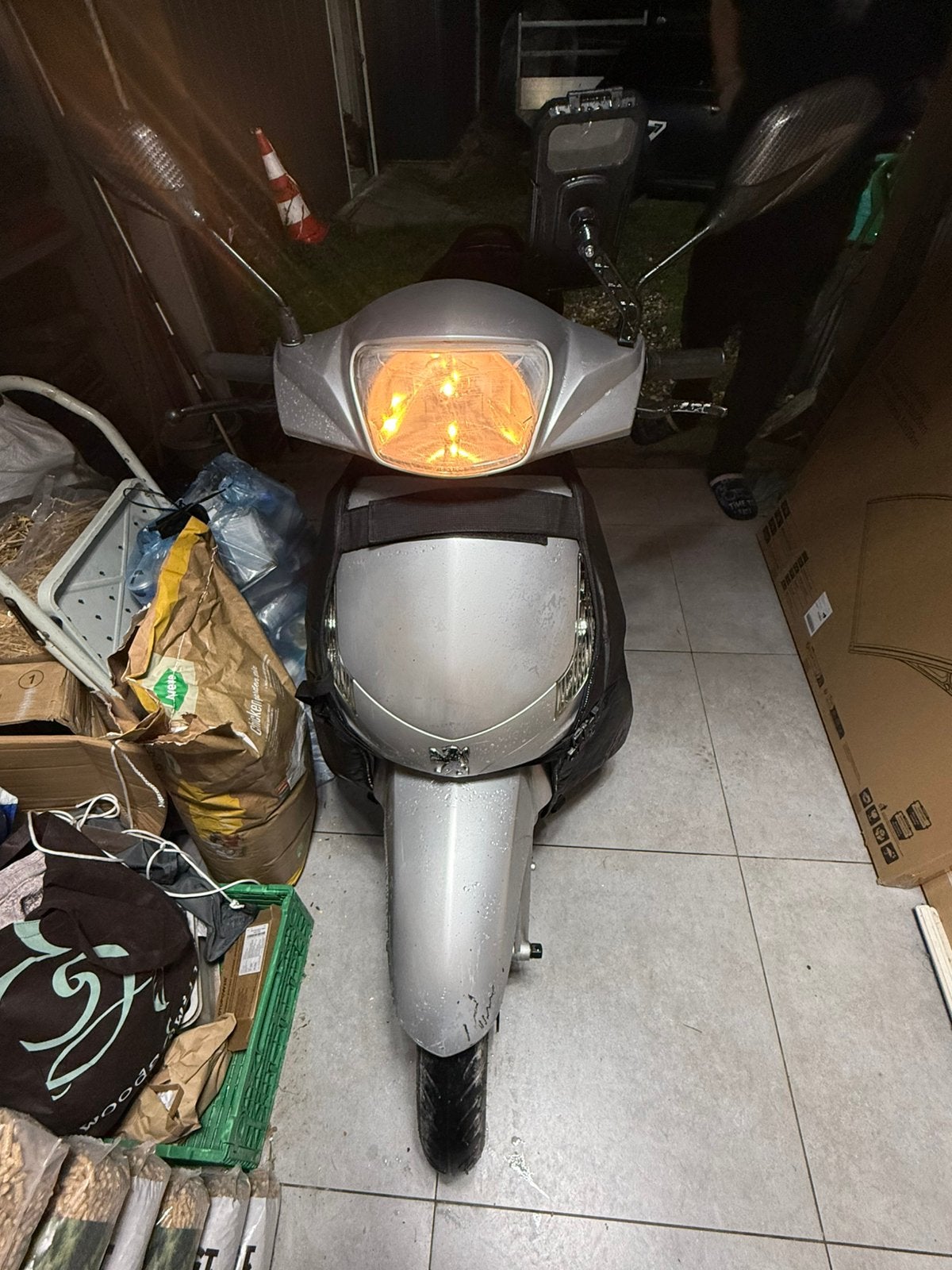 Peugeot tweet classe a, Fietsen en Brommers, Ophalen, Gebruikt, Benzine, Peugeot