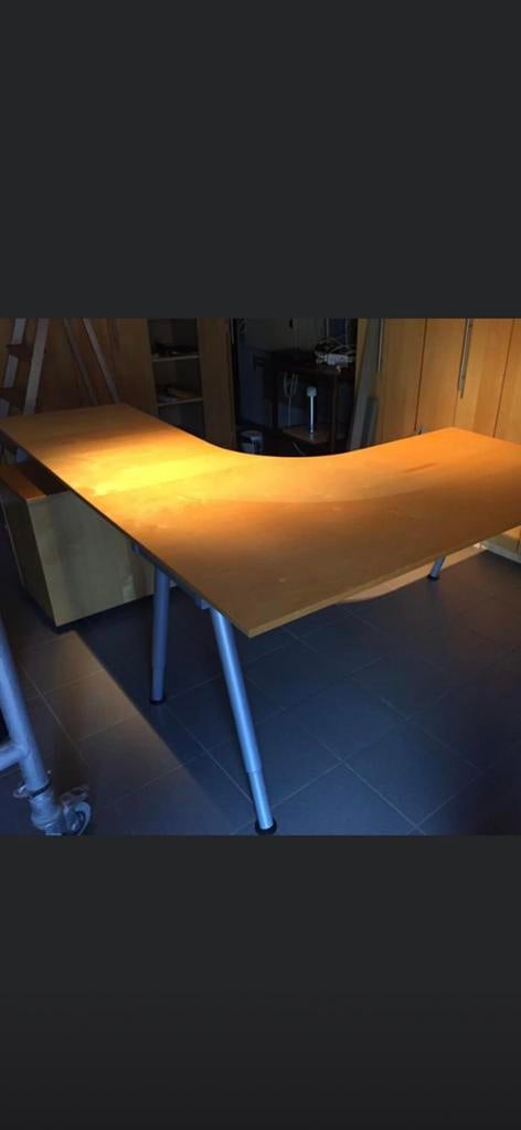 Bureau angle, Ophalen, Zo goed als nieuw